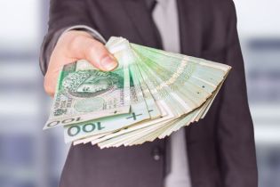 Konsekwencje podatkowe w VAT i CIT zapłaty ponad 15.000 zł gotówką